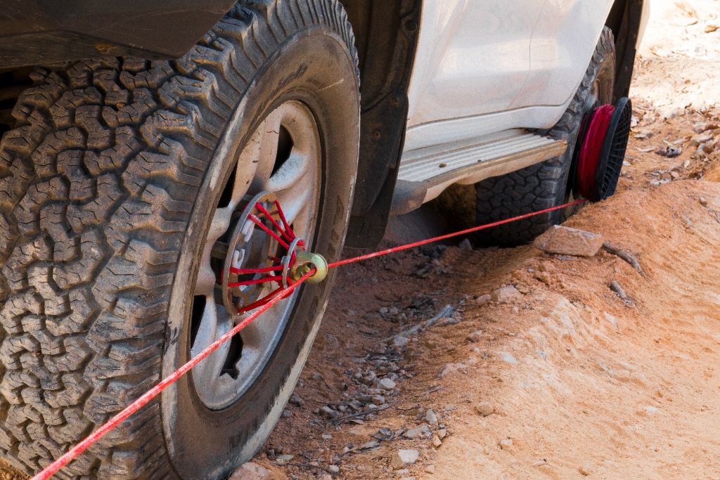 FIT THE WINCH DRUMS